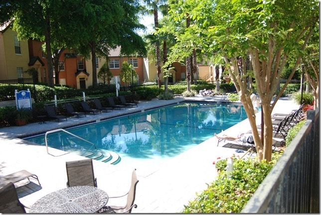 piscine de la résidence privée Azur à Orlando