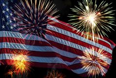 Drapeau américain durant la fête du 4 juillet : l'indépendance des USA