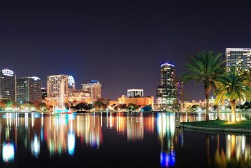 vue de nuit du lac eola a orlando