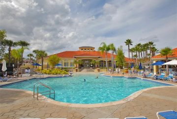 piscine privée réservée aux résidents