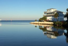 Achetez une maison sur les bords de mer en Floride