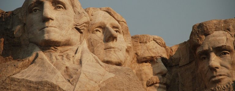 Mont Rushmore emblématique des Etats-Unis
