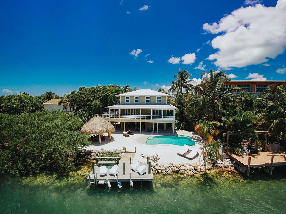 superbe villa de luxe au bord de la mer dans les keys de Floride