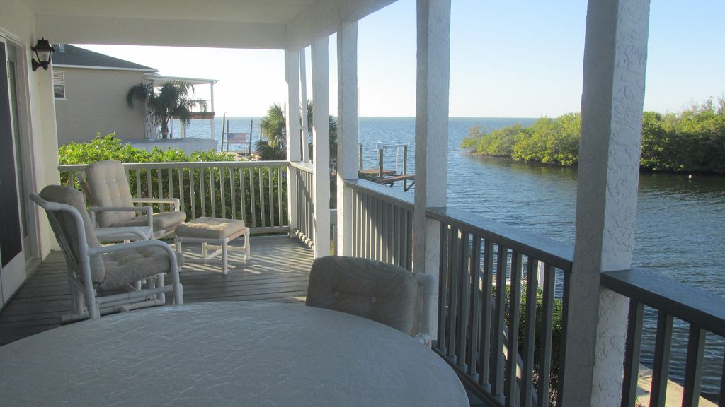maison à vendre en floride dans la ville de Tampa avec vue sur la mer